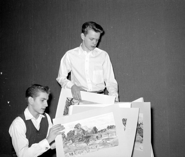 1955 - Youthful Madison Artists Exhibit